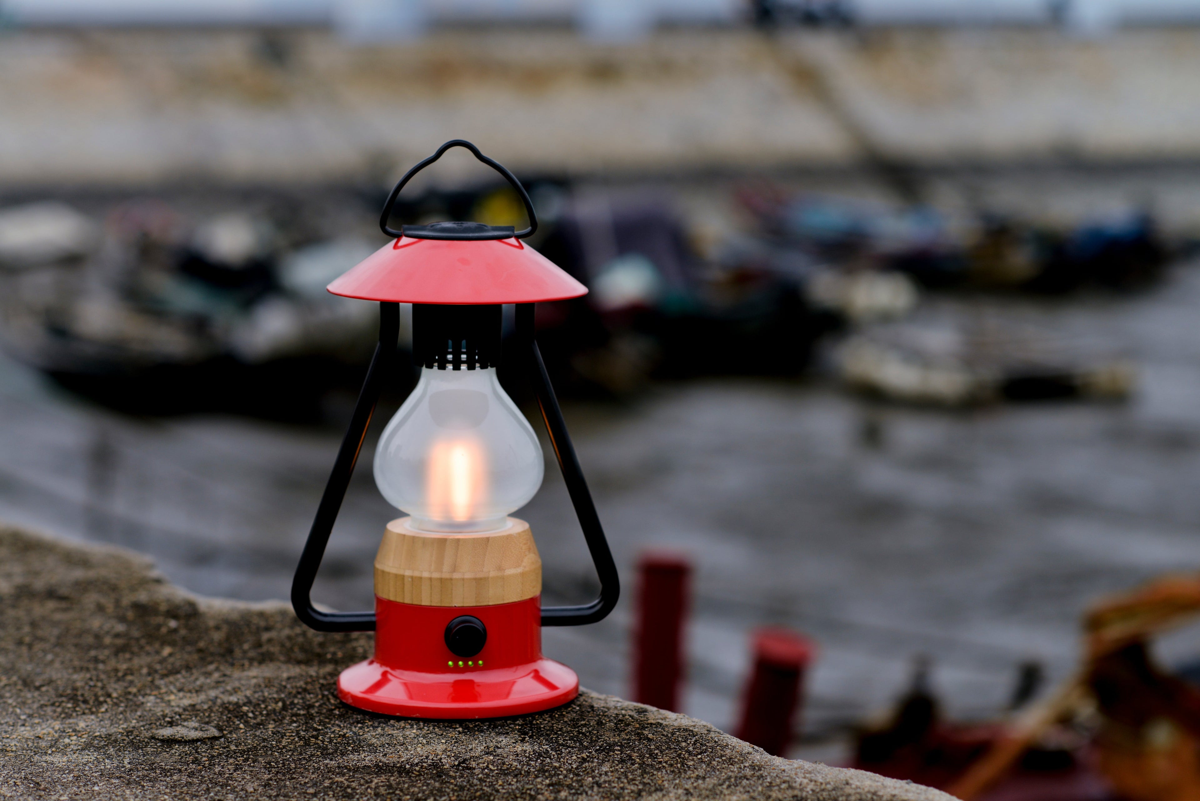 🫎 Doug's Other Picks: The ROMANTICO All-In-One Lamp